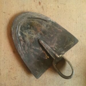 Heavy Duty Hand-Forged Lamongan Garden Hoe – 21.1 cm Blade – Built for Sticky Clay Soils